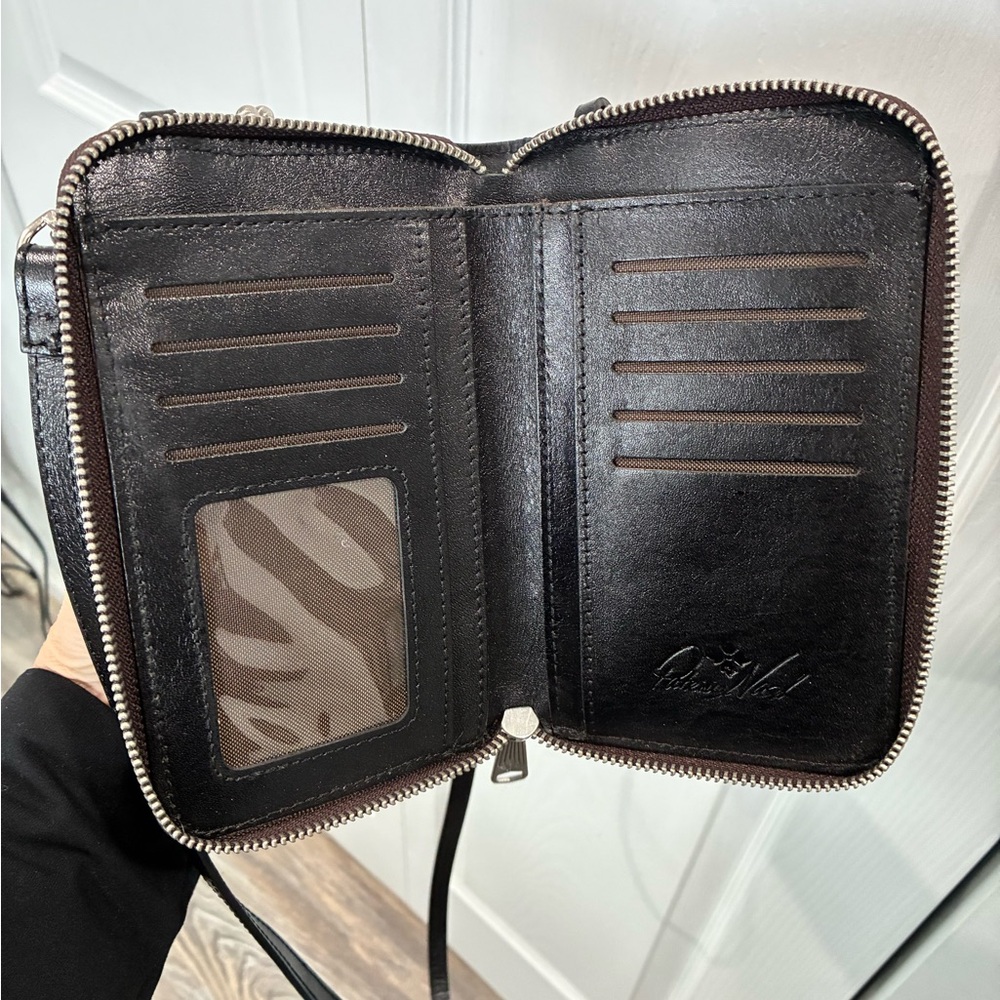 Patricia Nash Black Crossbody Bag - Picture 8 of 11